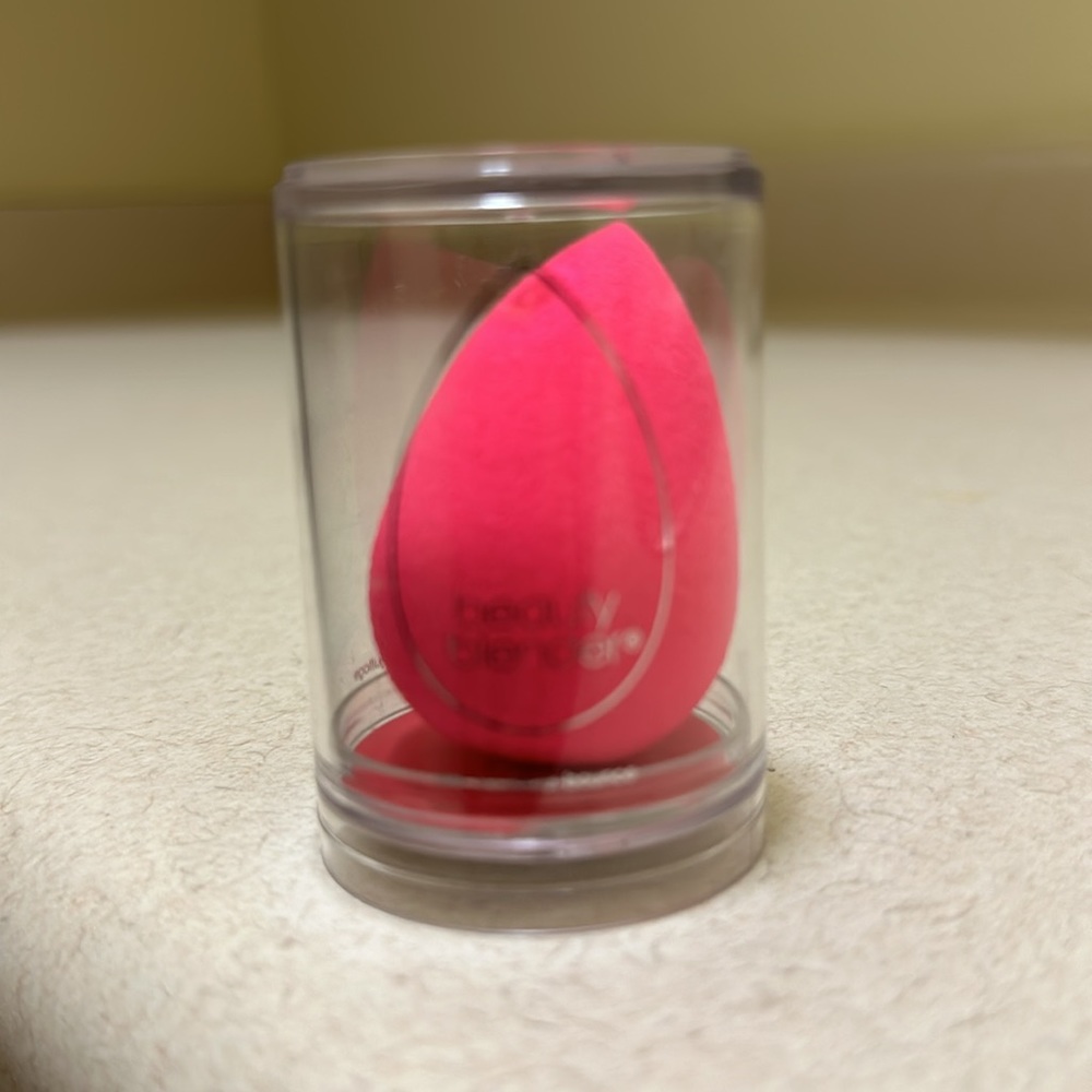 Beautyblender sponge